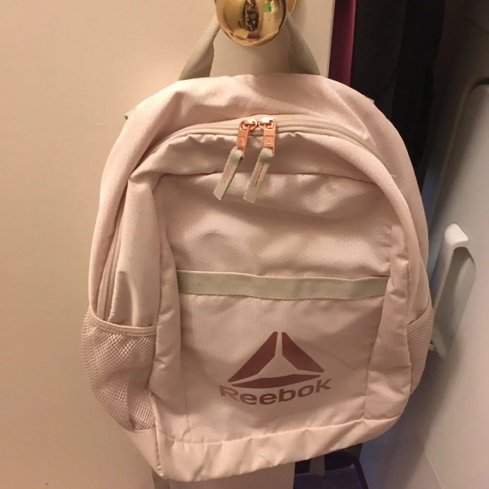 One is a lite ten Backpack and Muliti color reuse able lunch box